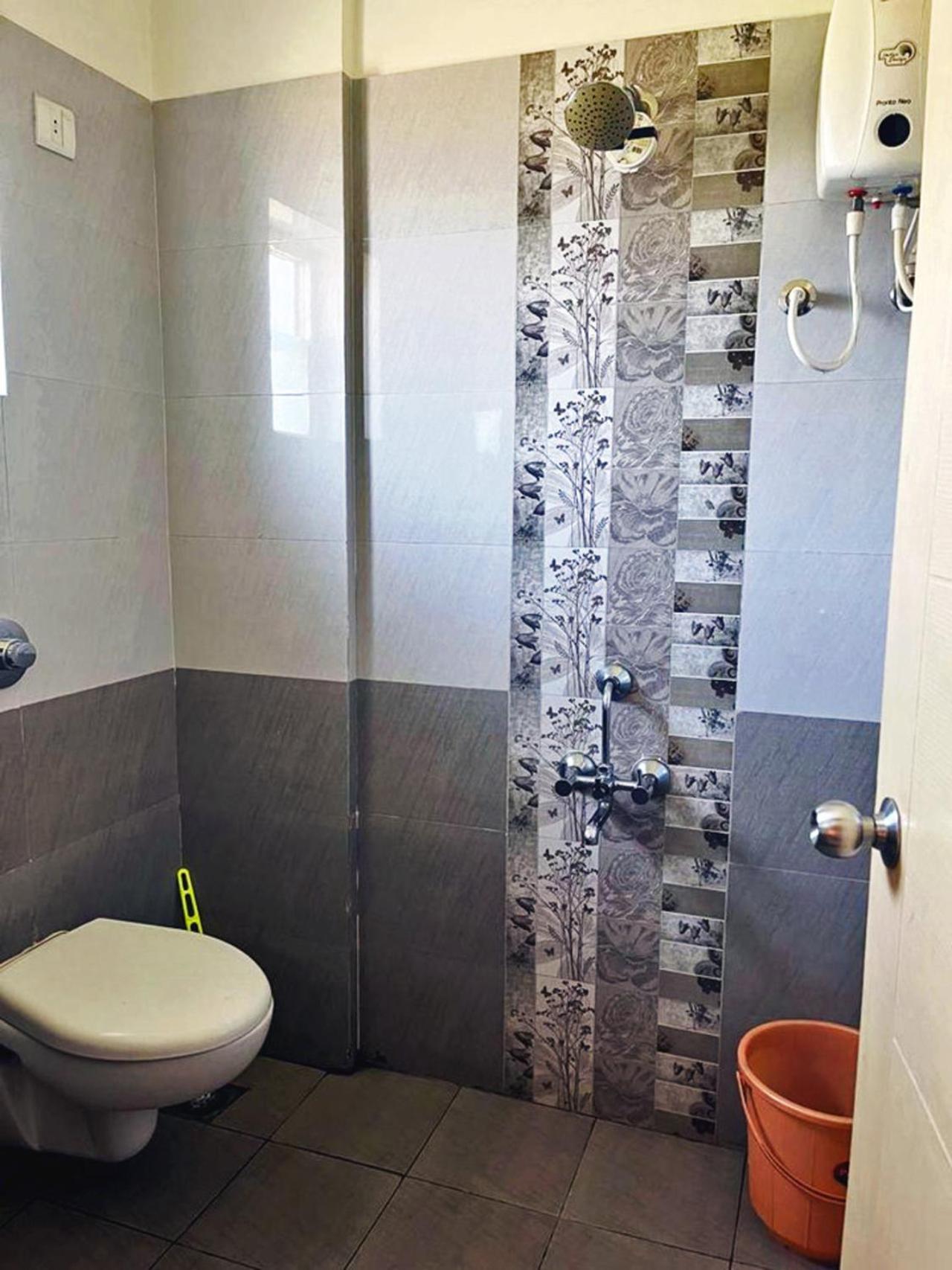 Hotel Radha Pangala Εξωτερικό φωτογραφία