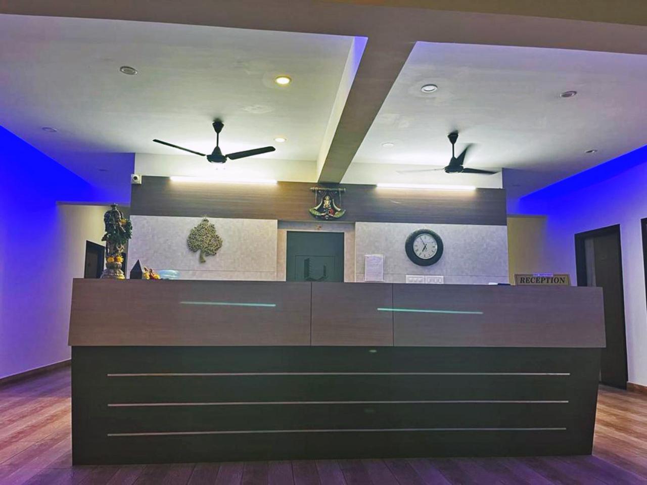 Hotel Radha Pangala Εξωτερικό φωτογραφία