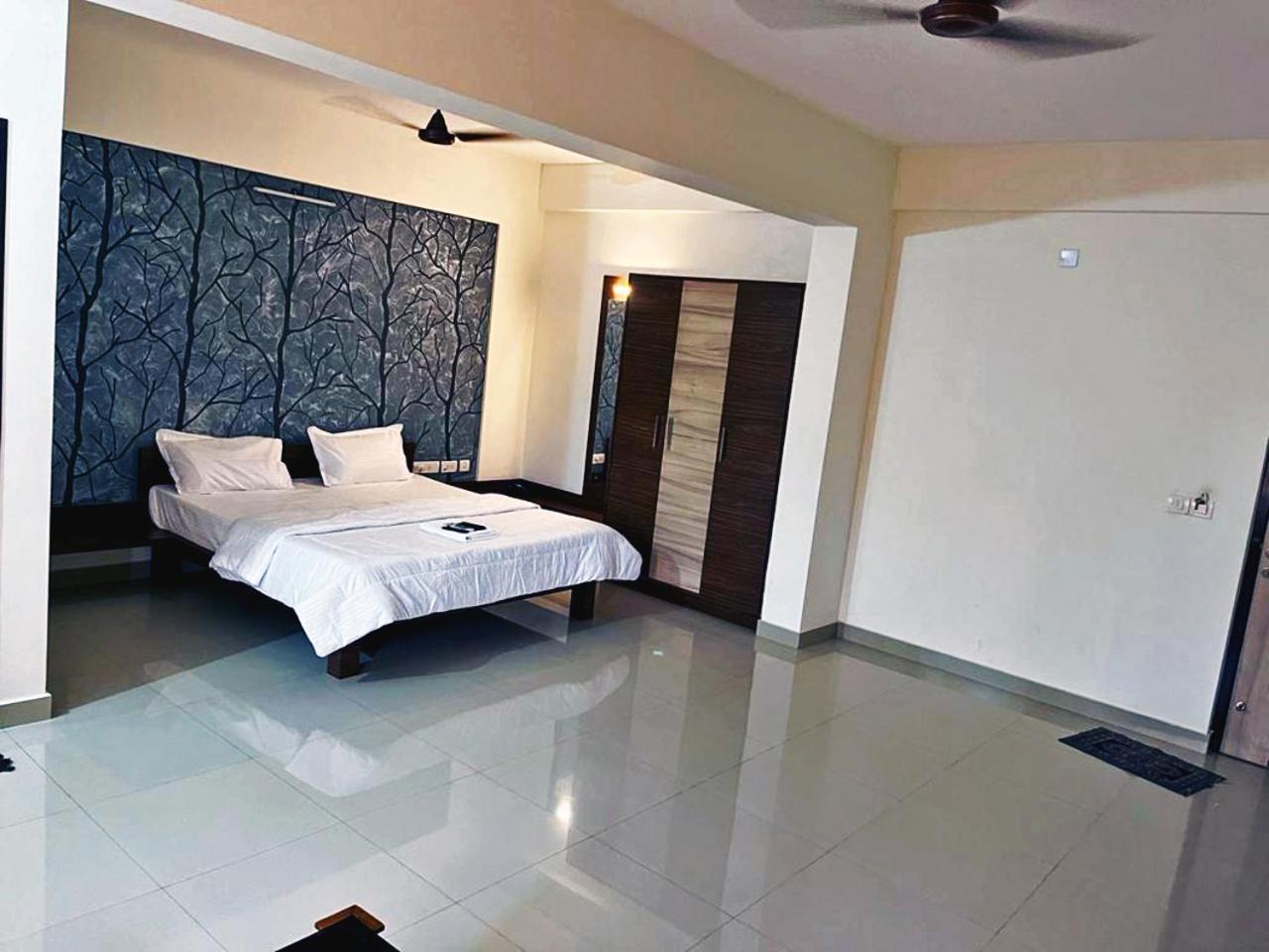 Hotel Radha Pangala Εξωτερικό φωτογραφία